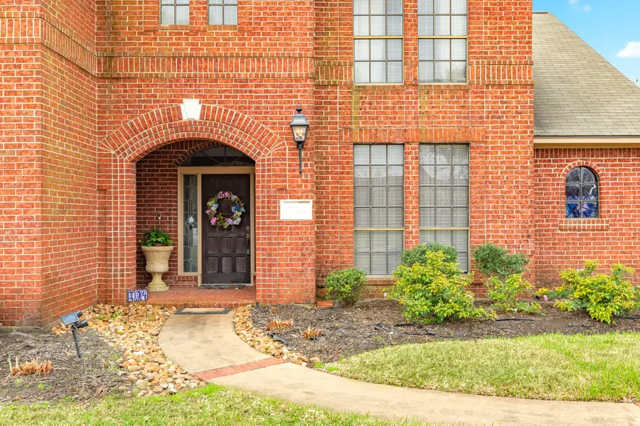 704 Walnut Street, Lake Jackson, TX 77566 - Image #3