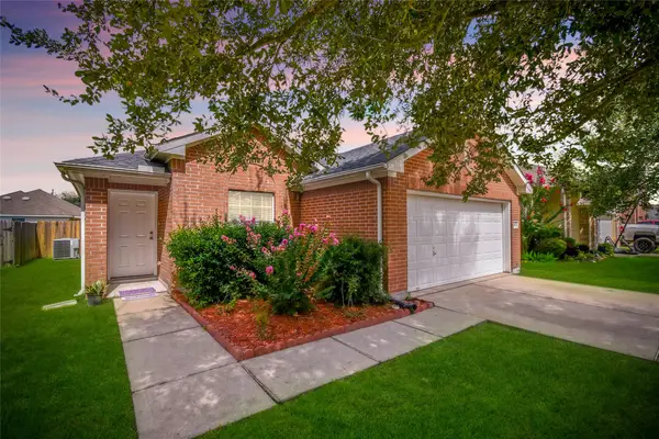 2319 Blue Reef Drive, Katy, TX 77449