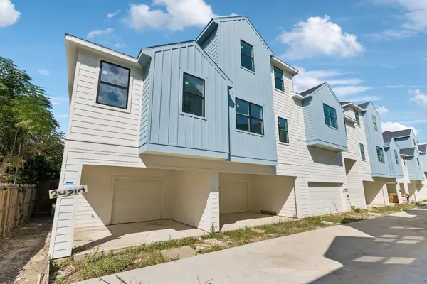 2029 Oak Forest Drive #A-B, Houston, TX 77018