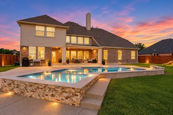 10458 Waterstone Estates Court, Tomball, TX 77375