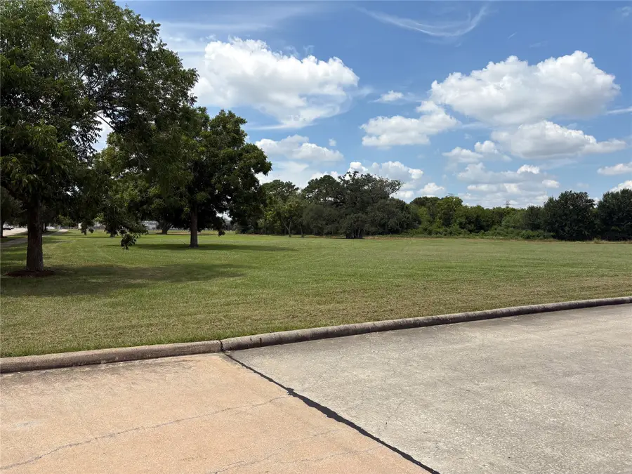 1219 Texas Pkwy, Missouri City, TX 77489 - Image #3