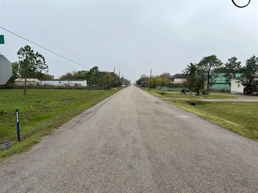 505 7th Street, San Leon, TX 77539 - Image #2