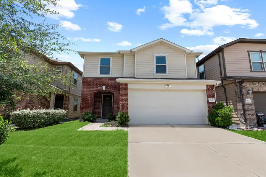 13067 Mills Creek Meadow Drive, Houston, TX 77070 - Image #3
