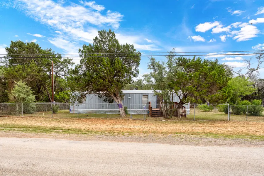 7075 Whartons Dock Road, Bandera, TX 78003 - Image #2