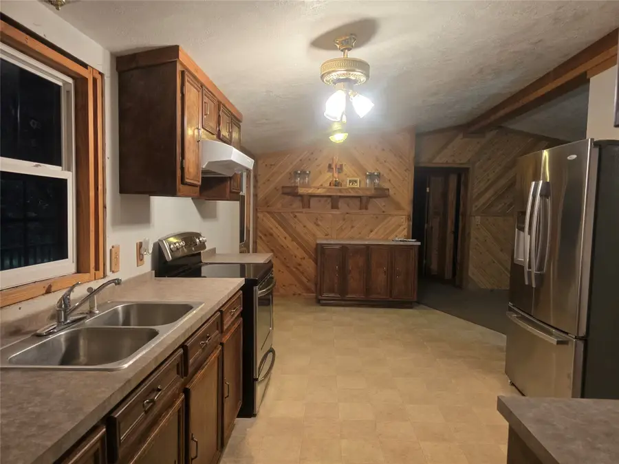 136 County Road 2312, Dayton, TX 77535 - Image #3