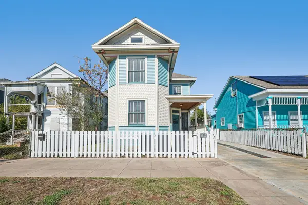 1910 Avenue M 1/2, Galveston, TX 77550