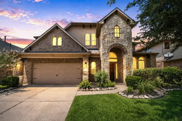 155 W Wading Pond Circle, Tomball, TX 77375