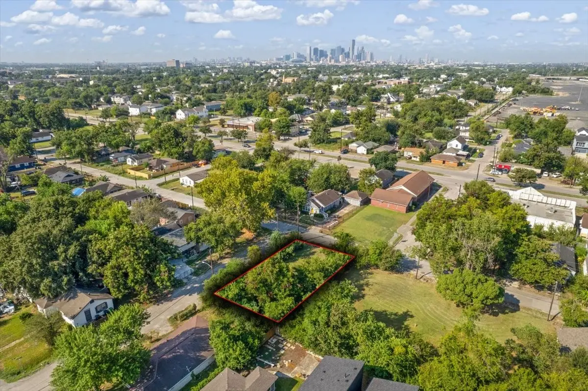 2302 Chew Street Street, Houston, TX 77020 - #1