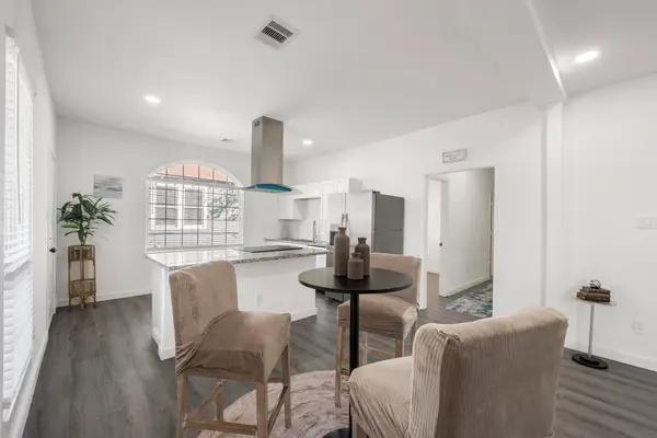 906 E Washington Avenue, Navasota, TX 77868