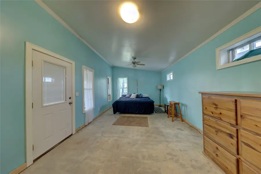 207 S 5th Street E, Marathon, TX 79842 - #3