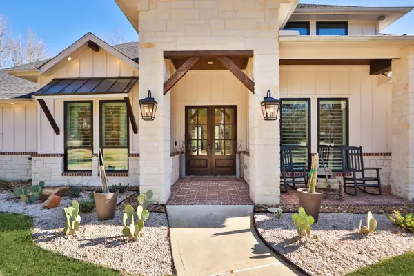 26211-3 Crown Ranch Boulevard, Montgomery, TX 77316