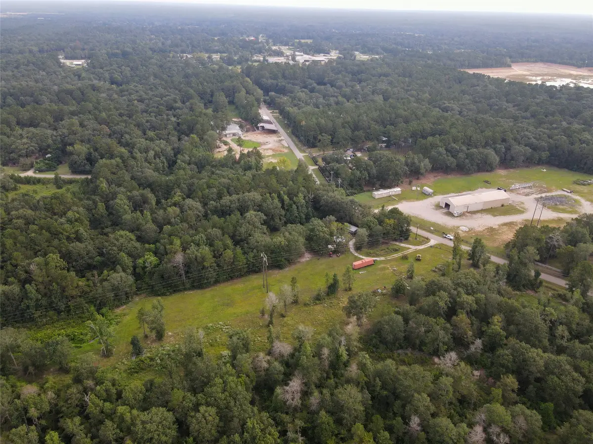 18336 Old Highway 105 E, Cleveland, TX 77328 - #1