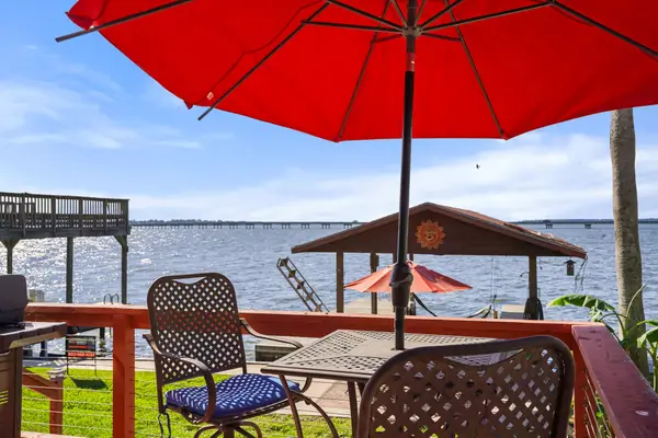 16402 Clear Water Circle, Montgomery, TX 77356