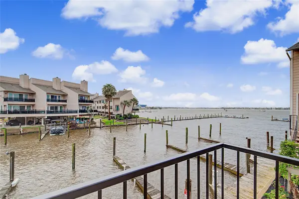 3663 Nasa Parkway #708, Seabrook, TX 77586