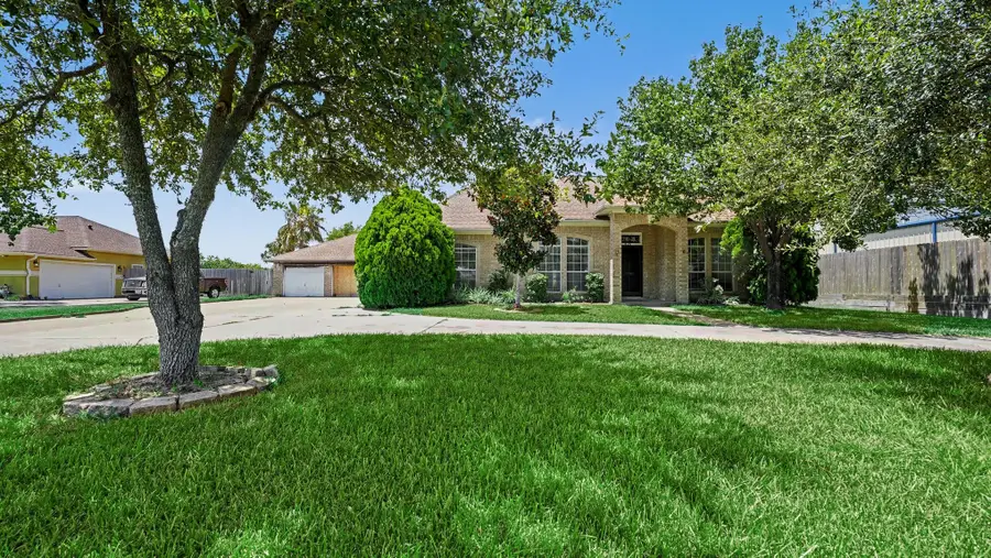 426 27th Street, San Leon, TX 77539 - #2