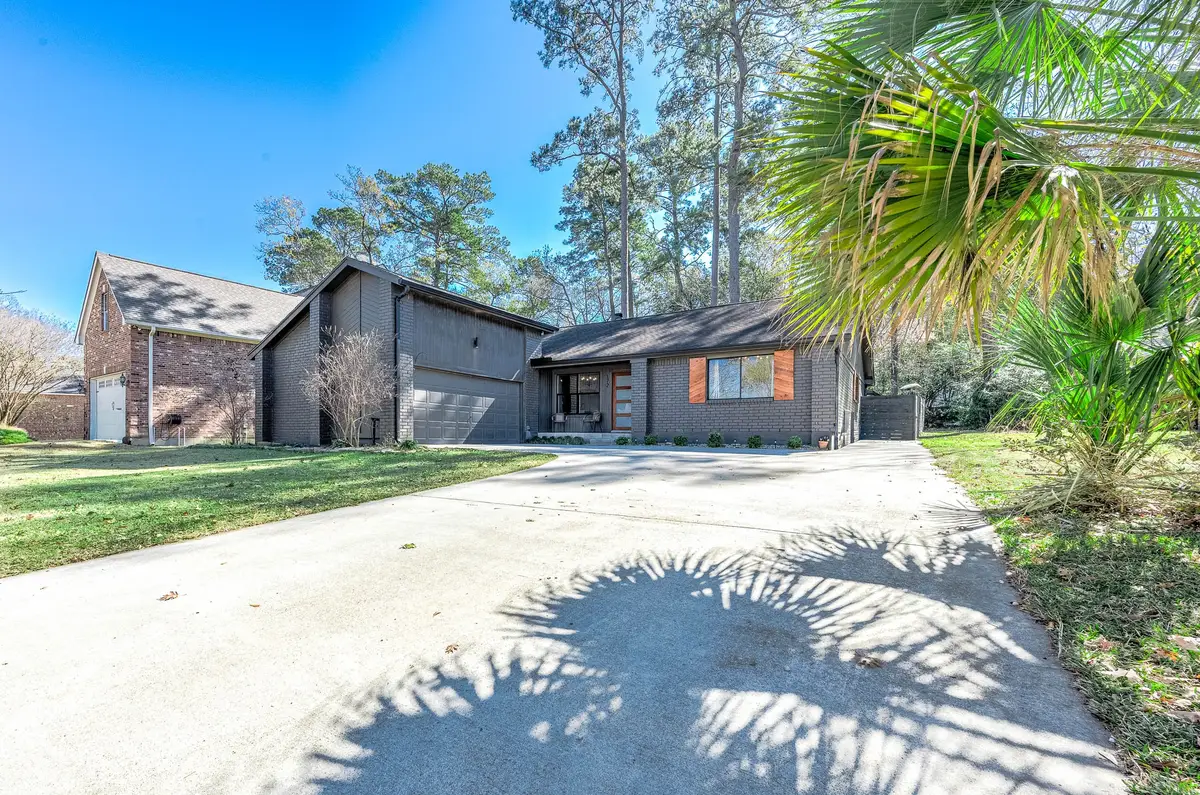 172 Park Way, Conroe, TX 77356 - #1