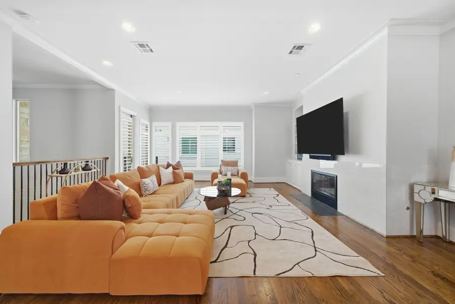 4915 Chenevert Street, Houston, TX 77004 - Image #2