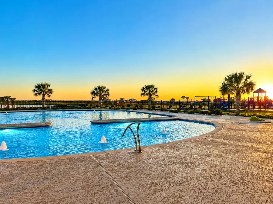 3513 Pelican Way, Palacios, TX 77465 - #2