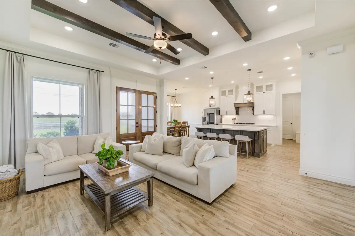 11814 Roesler Road, Needville, TX 77461 - Image #1