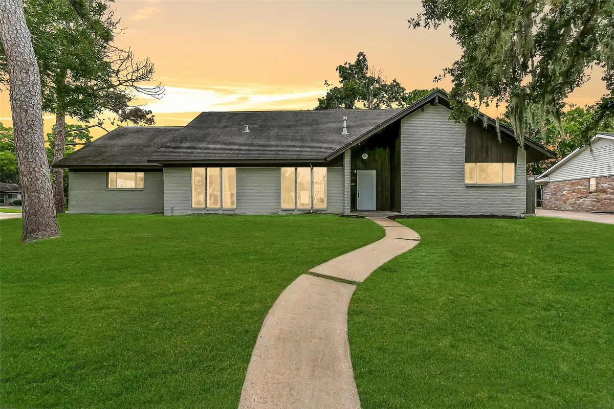 15503 Wandering Trail, Friendswood, TX 77546 - #1