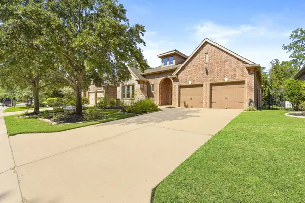 38 Driftdale Place, The Woodlands, TX 77389