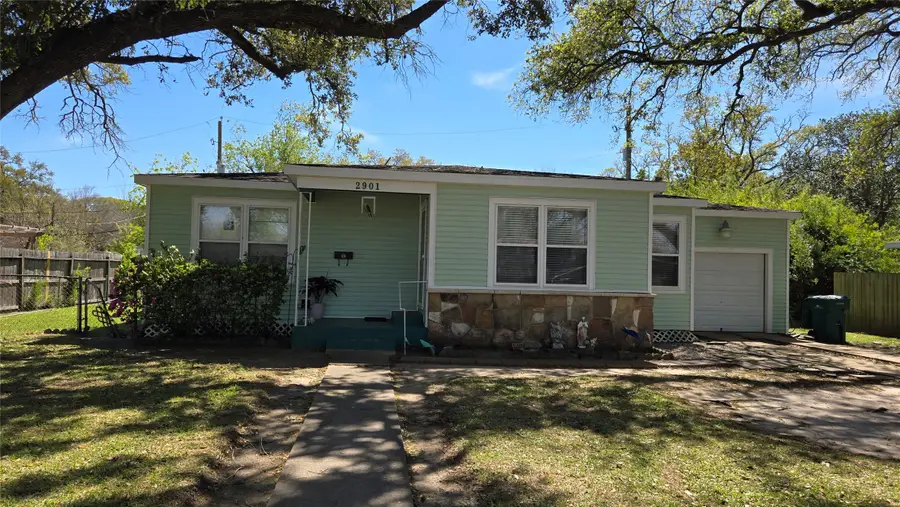 2901 N Houston Drive, La Marque, TX 77568 - #2