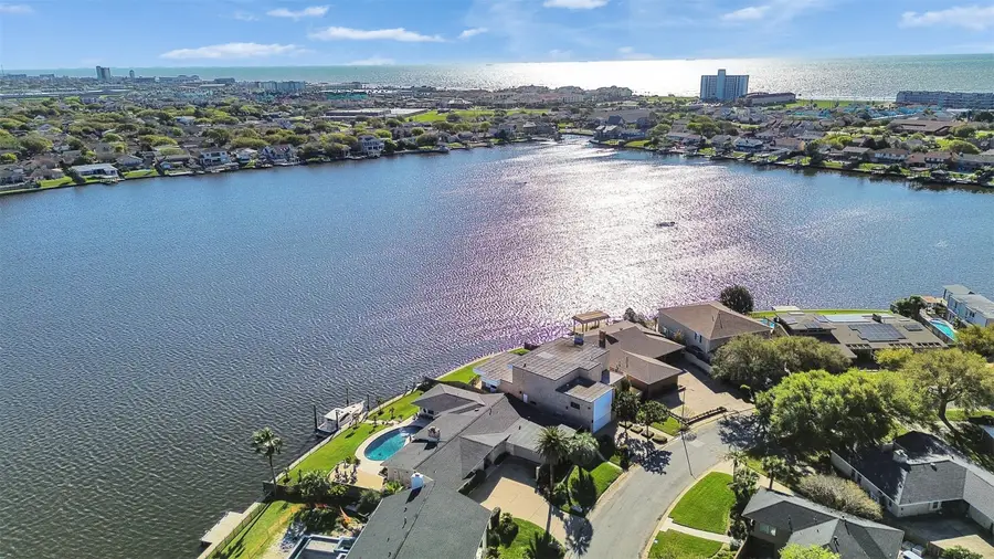 2882 Dominique Drive, Galveston, TX 77551 - #3
