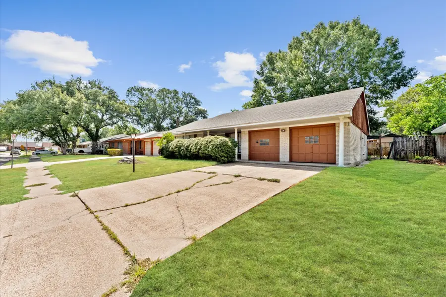 314 Empress Drive, Houston, TX 77034 - Image #3