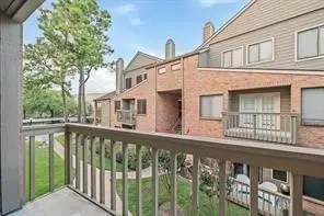 2023 Gentryside Drive #204, Houston, TX 77077