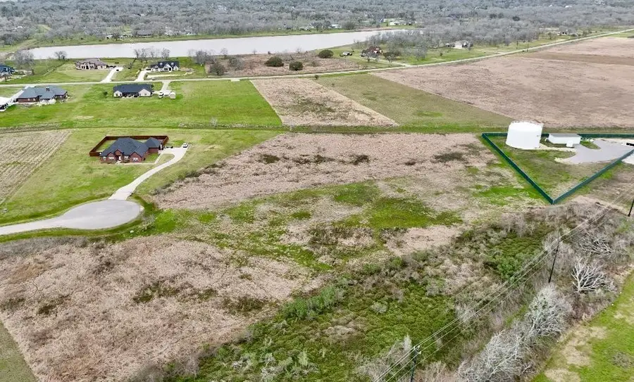 32803 Blue Crab Court, Richwood, TX 77515 - Image #3