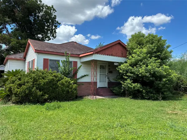 6215 Gay Street, Houston, TX 77022