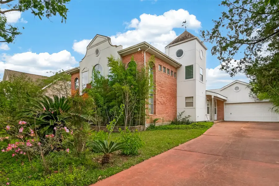 5437 Loch Lomond Drive, Houston, TX 77096 - #3
