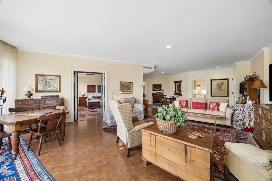 5050 Woodway Drive #2F, Houston, TX 77056 - #2