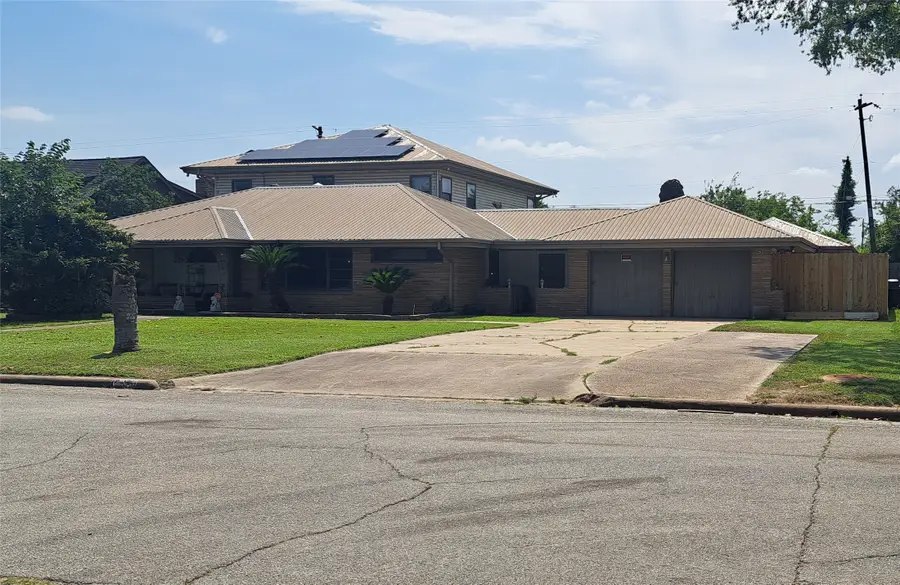 1611 Leggett Drive, Galena Park, TX 77547 - Image #2