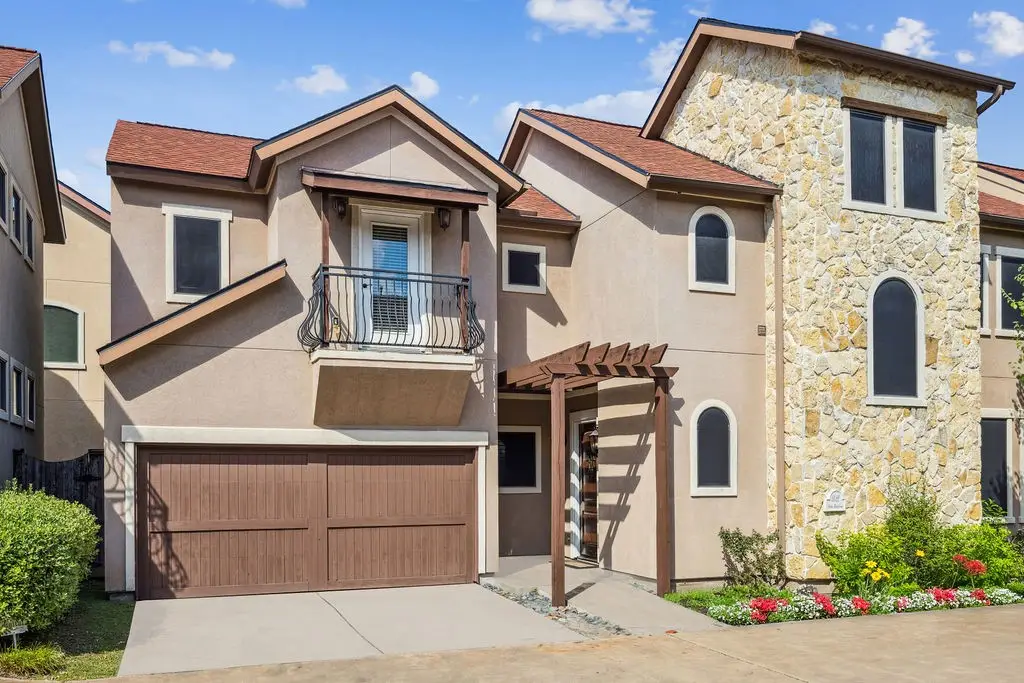 11022 Robin Hood Court, Houston, TX 77043 - Image #1