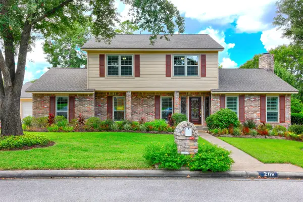 206 Virginia Lane, Conroe, TX 77304