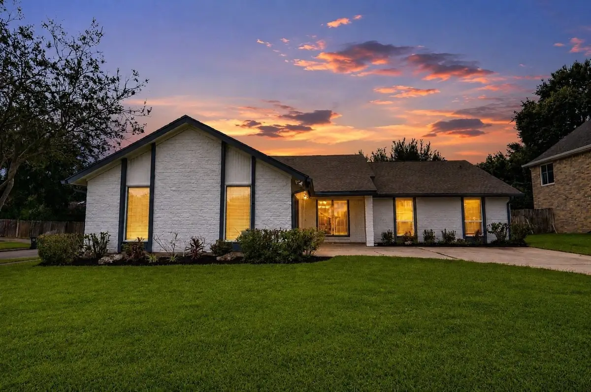 2903 Pepperwood, Sugar Land, TX 77479 - #1