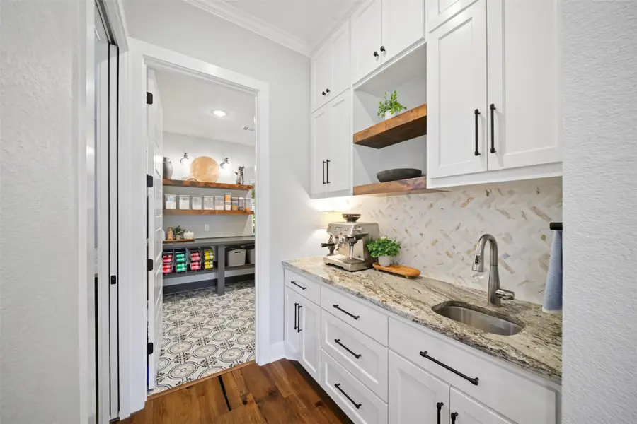 6047 Rain Meadow Drive, College Station, TX 77845 - Image #3