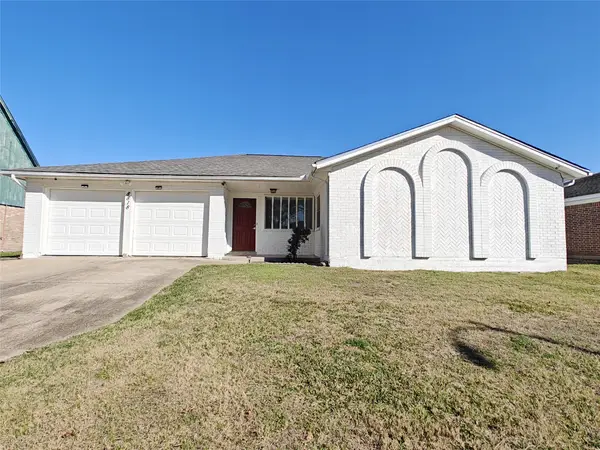 8818 Roos Road, Houston, TX 77036