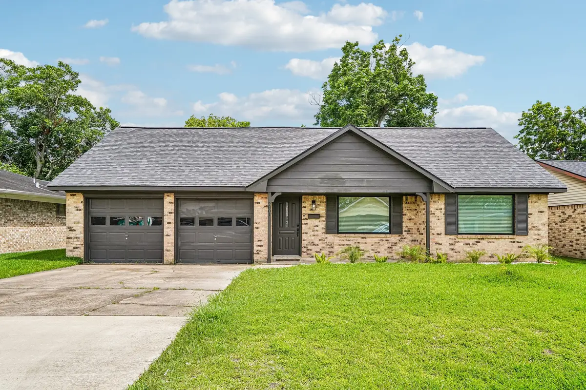 2801 Coy Drive, Deer Park, TX 77536 - #1