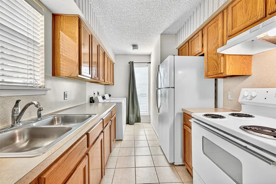 1515 Sandy Springs Road #3001, Houston, TX 77042 - Image #3