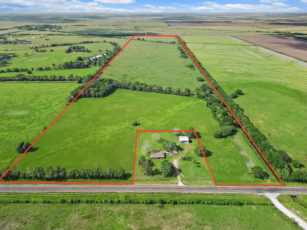 000 State Hwy 65, Winnie, TX 77665