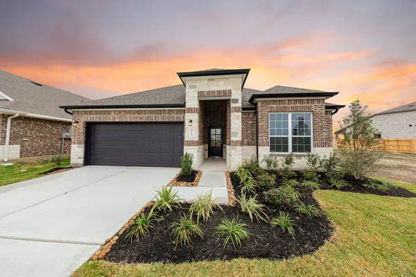 2035 Emerald Lake Trail, Dayton, TX 77535