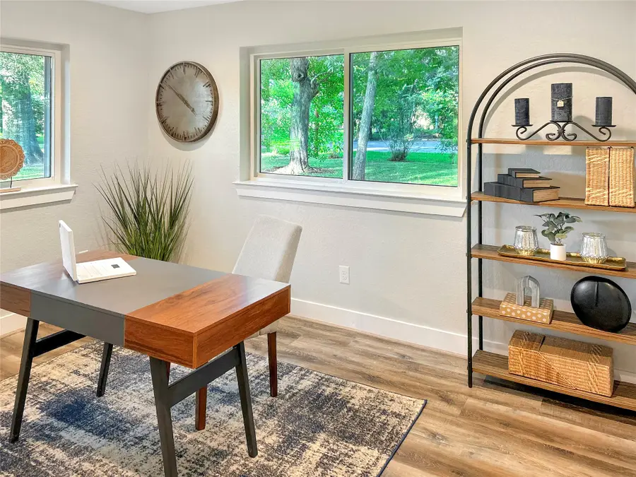 701 Cannan Drive, Angleton, TX 77515 - #2