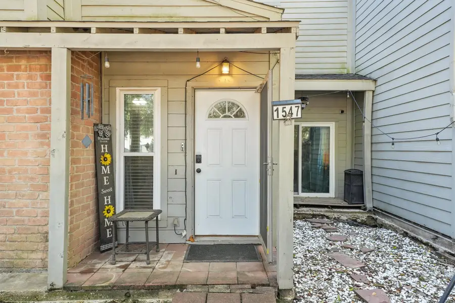 1547 Prairie Grove Drive, Houston, TX 77077 - Image #2