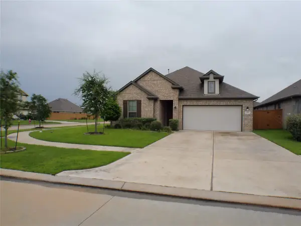 2710 Ocean Key Drive, La Marque, TX 77568