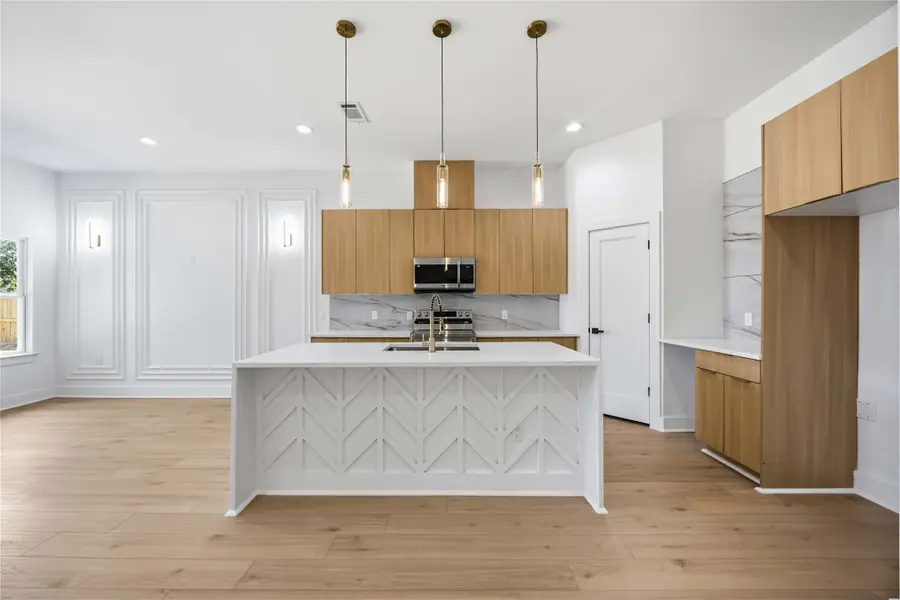 8421 Safeguard Street #A/B, Houston, TX 77051 - #3