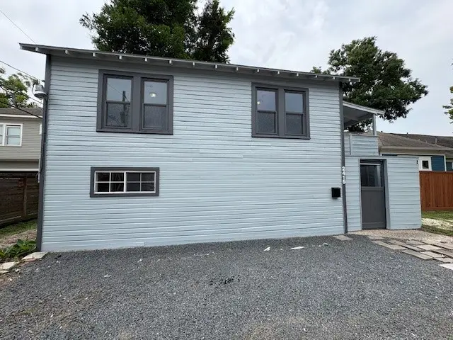 2415 Columbia Street, Houston, TX 77008 - Image #3
