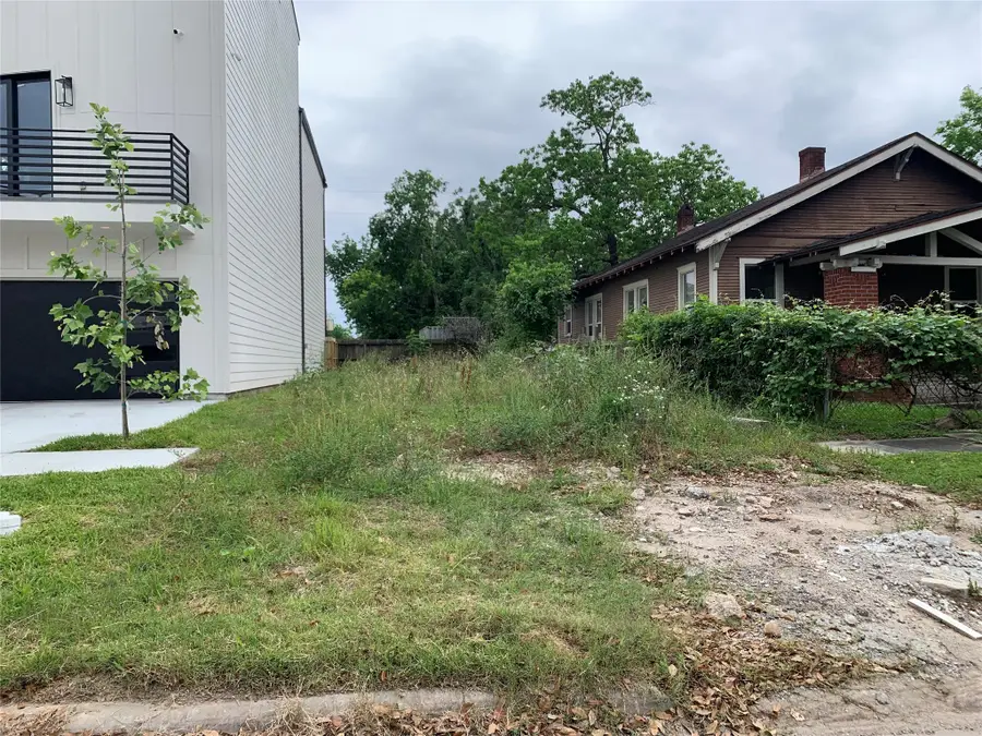 2405 Saint Charles Street, Houston, TX 77004 - Image #2