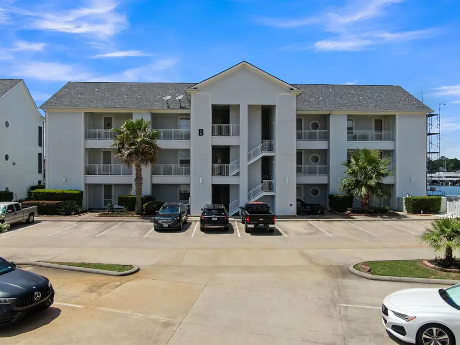 168 Lake Point Boulevard #B201, Montgomery, TX 77356 - #2